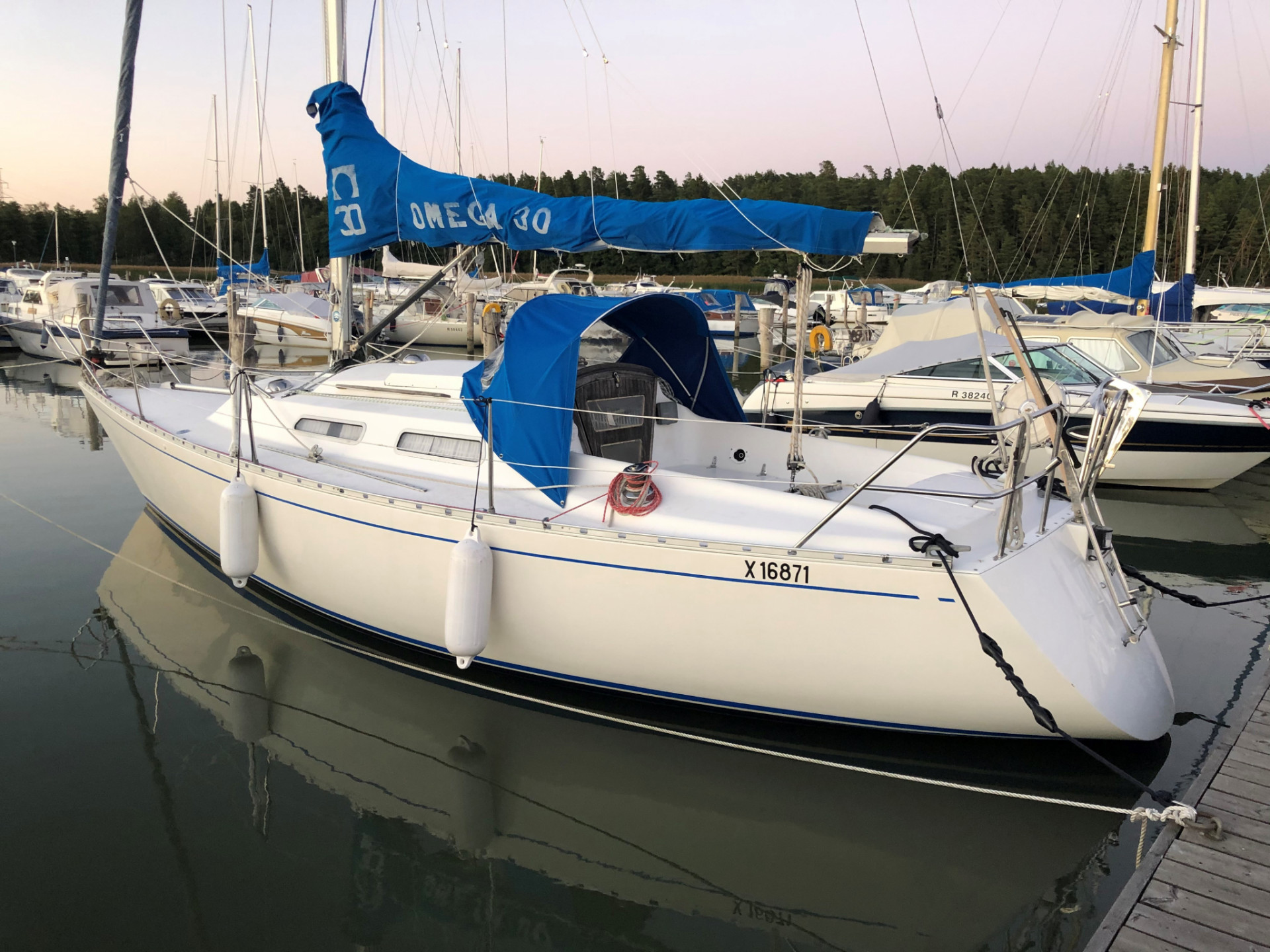 segelboot omega 30