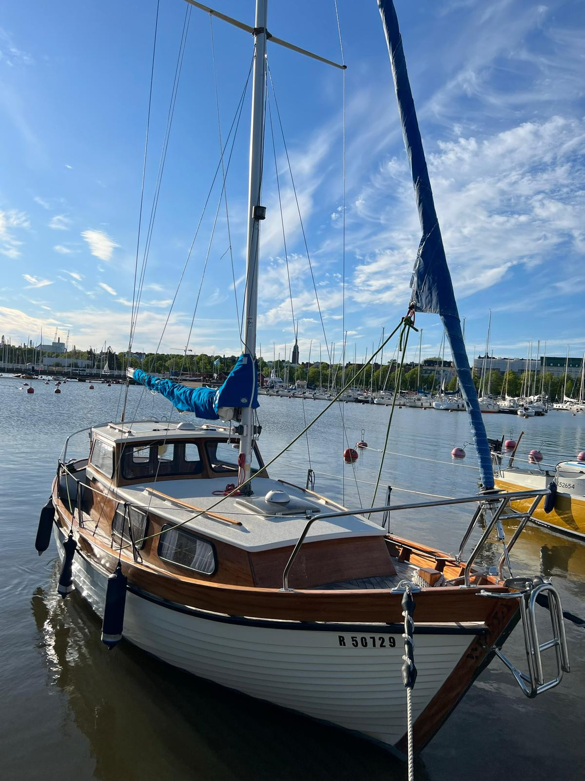 segelyacht marina 75